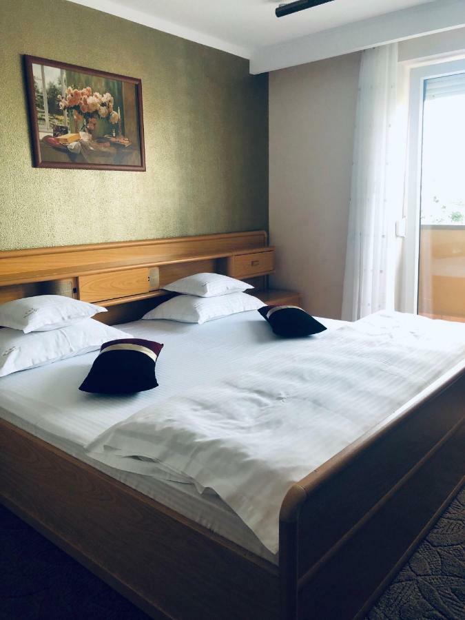 Pensiunea Sofia Timişoara Eksteriør billede